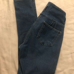 Woman’s JW Maxx Jeans